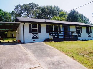 8258 Queens Dr, Jonesboro, GA
