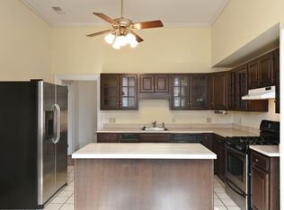 641 N 16th St #2, Philadelphia, PA 19130