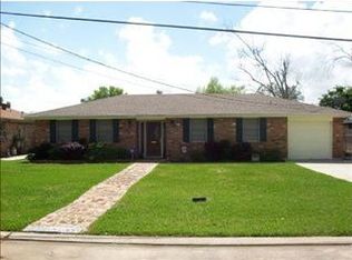 122 Xi St, Belle Chasse, LA 70037