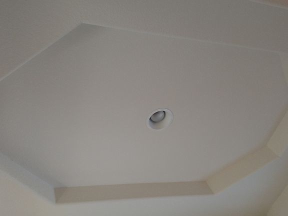 Recessed ceiling in entry 