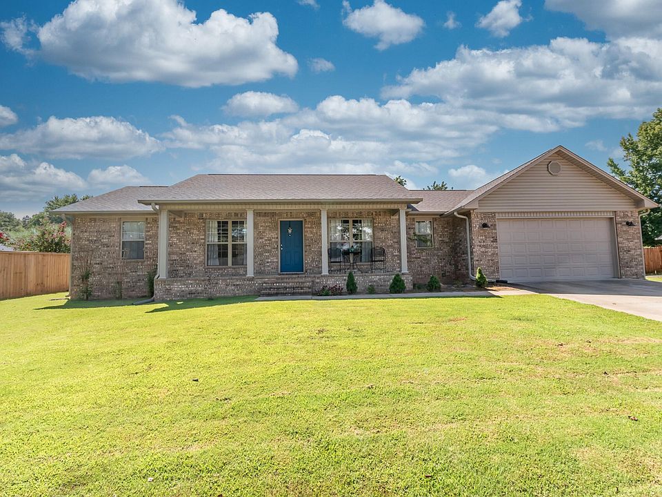 1st image of 31 Heathcoat Dr