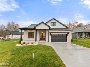 171 Tsuhdatsi Way, Loudon, TN 37774