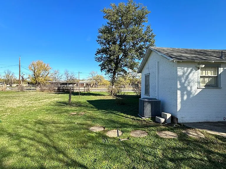 3207 Grape Creek Rd — Photo 28