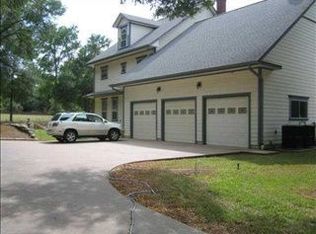 126 Brazos Dr, Cedar Creek, TX 78612