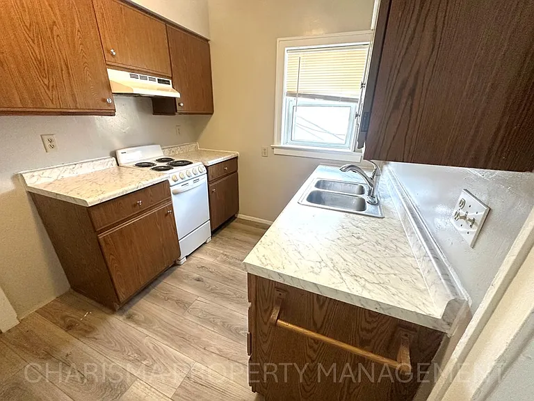 GEPC Properties Plex — Photo 13
