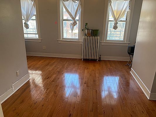 1st image of 39 E 31st St Floor 2