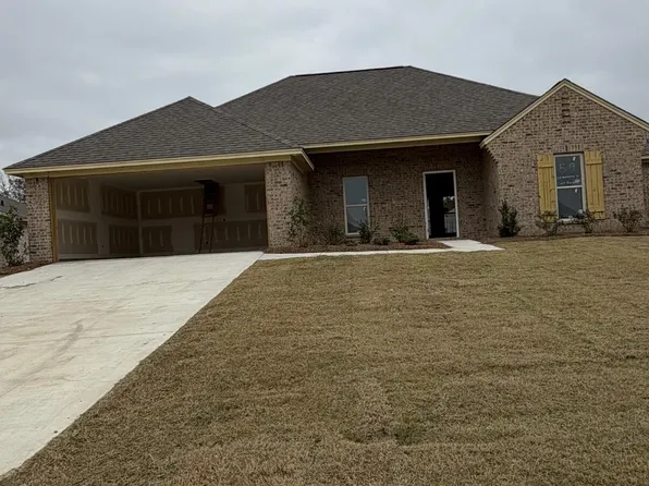 126 Madisonville Dr, Canton, MS 39046