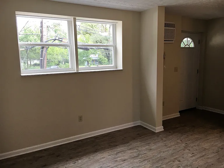3316 Maize Rd — Photo 3