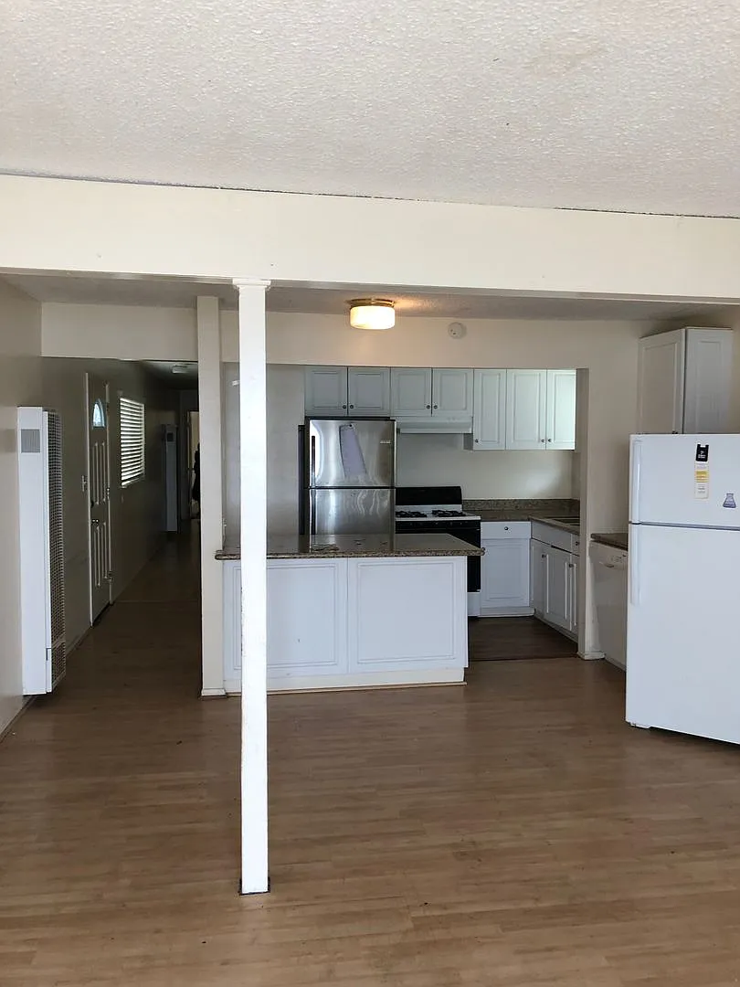 6679 Del Playa — Photo 4