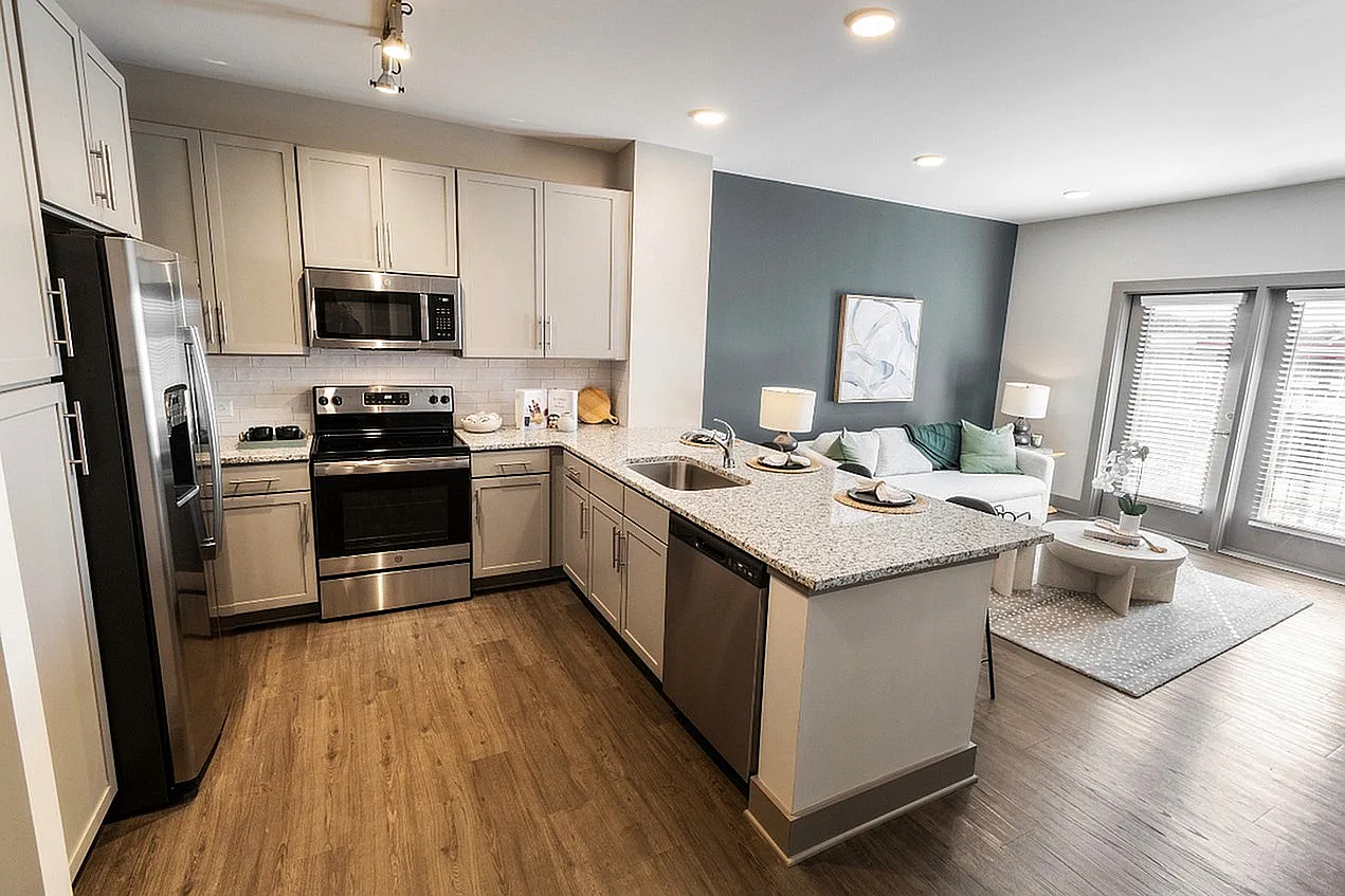 The Perry Residences — Photo 1