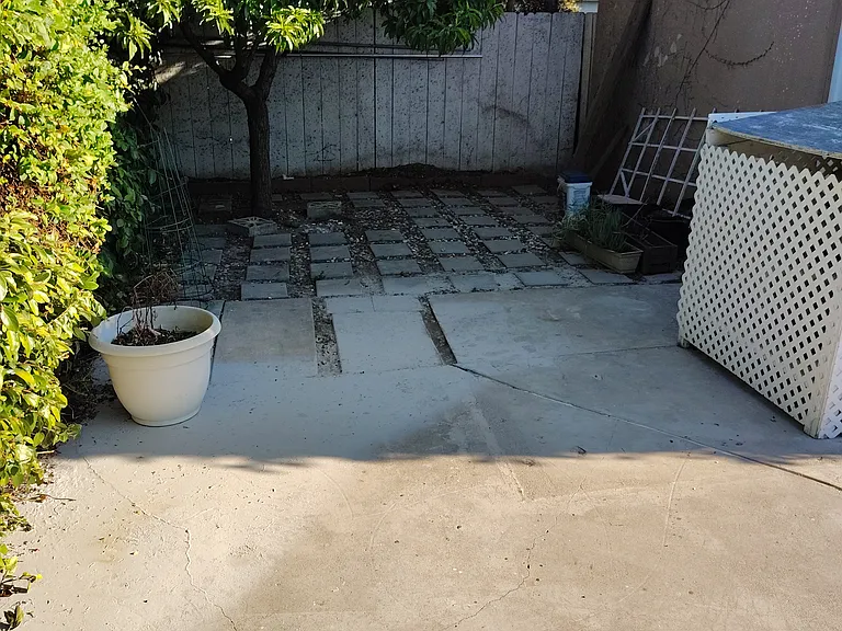 4734 Allott Ave — Photo 31