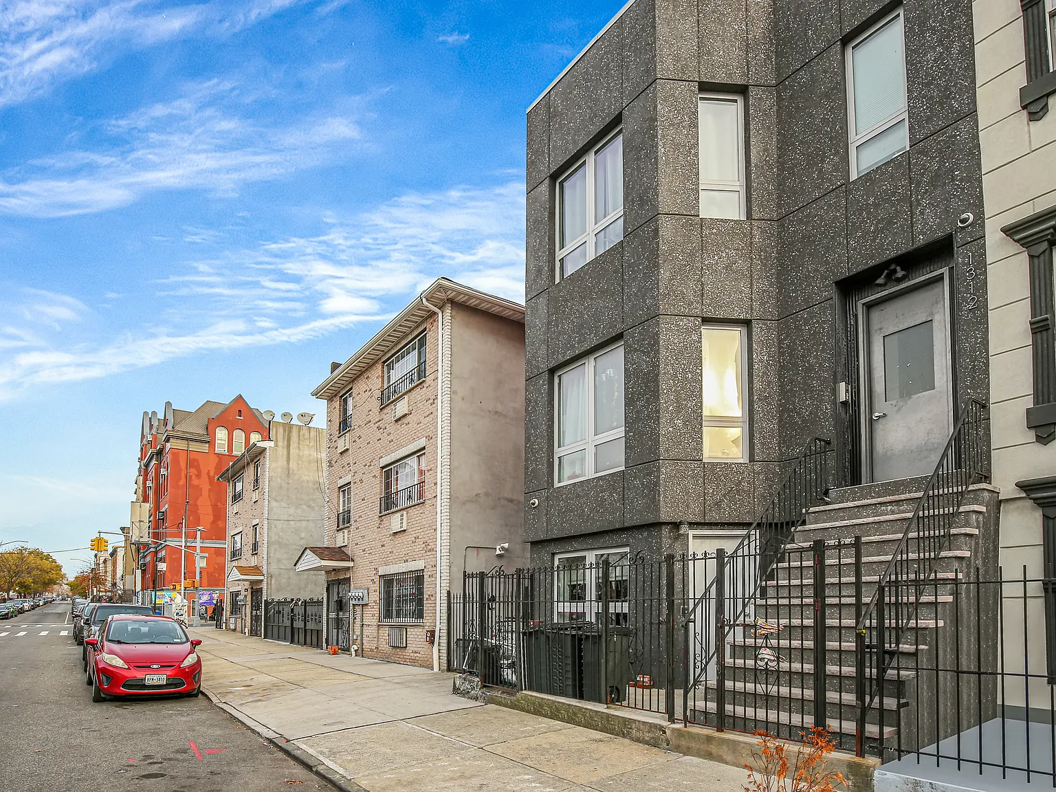 1312 Putnam Avenue — Photo 1