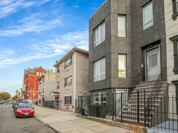 1312 Putnam Avenue image 1 of 26