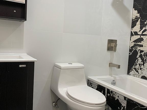 5th image of 9753 94th St #3M