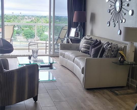 5th image of 5600 Collins Ave APT 8R