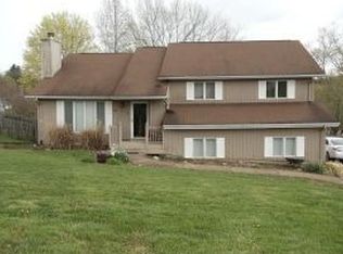 319 Hale Meade Dr, Johnson City, TN 37615