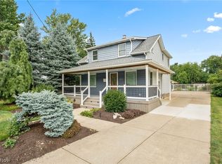 22656 Mastick Rd, Fairview Park, OH 44126