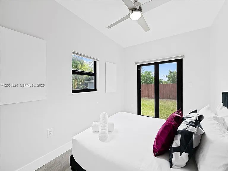 2301 E Las Olas Blvd — Photo 37