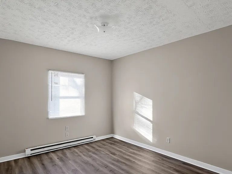 2707 Heatherlea Ct — Photo 12