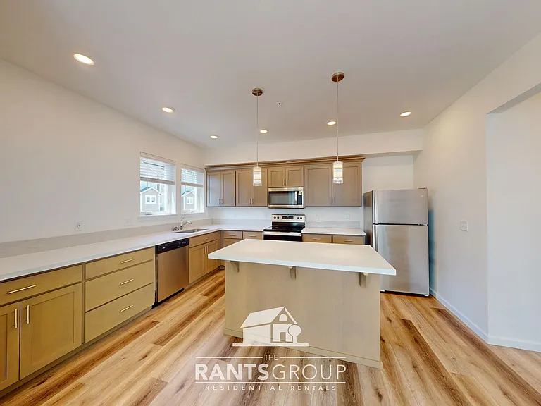 1653 Starlight Ln SW — Photo 48