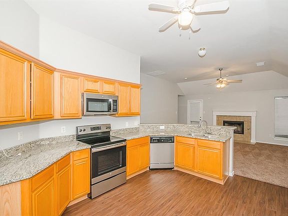 3rd image of 5620 High Creek Dr