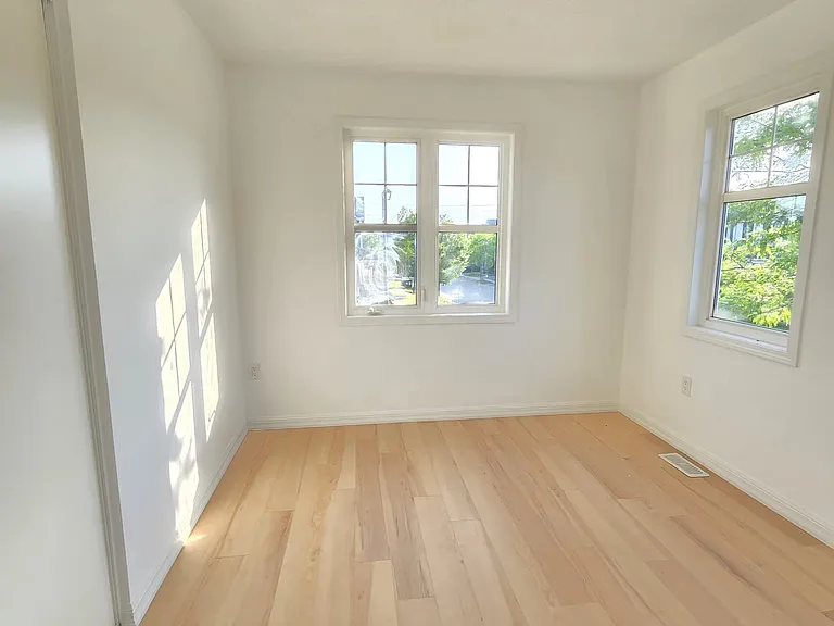 901 Rigo Cross — Photo 12