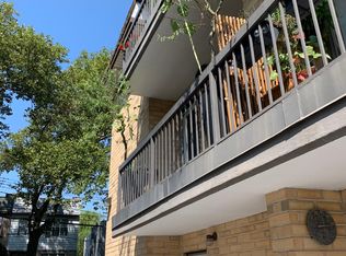6659 71st St APT 2, Middle Village, NY 11379