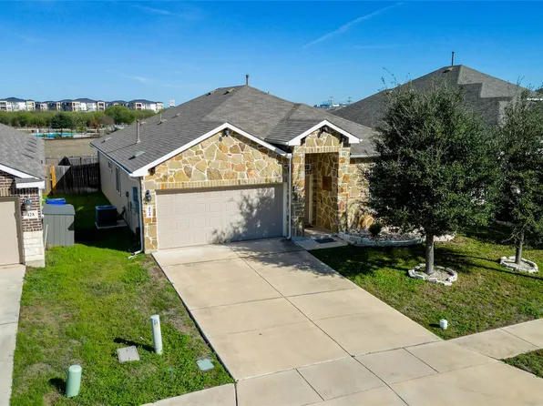 424 Agave Flats Dr, New Braunfels, TX 78130