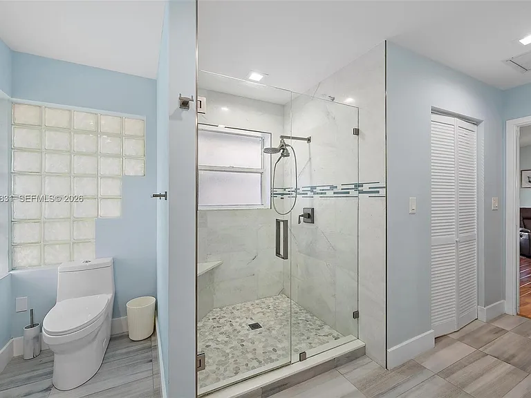6051 Kendrick St — Photo 14