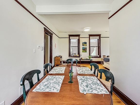 5th image of 2346 W Shakespeare Ave #3