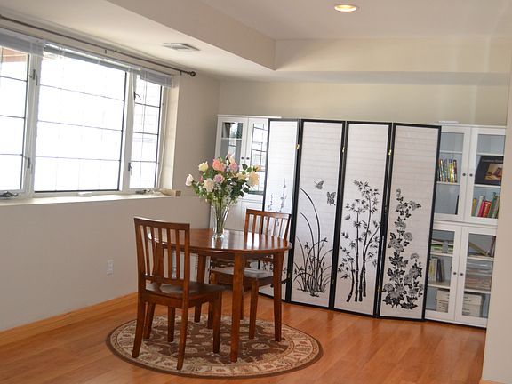 4th image of 3 Pine Wood Cir