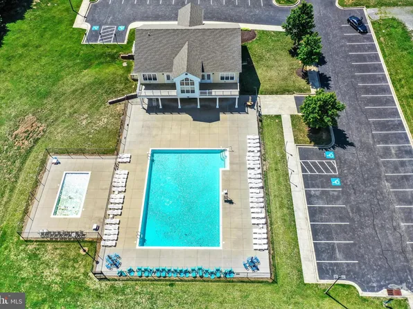 311 Tiree Ct Unit 104, Abingdon, MD 21009