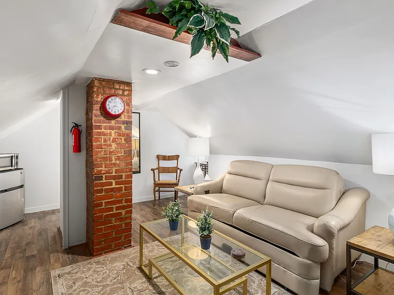 3158 Moody Ave — Photo 34