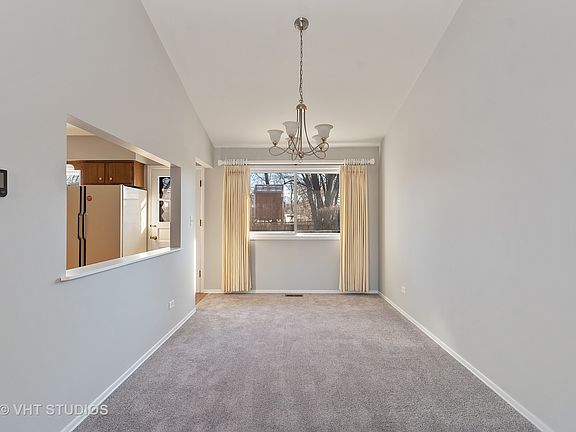 4th image of 927 Fairlawn Ave