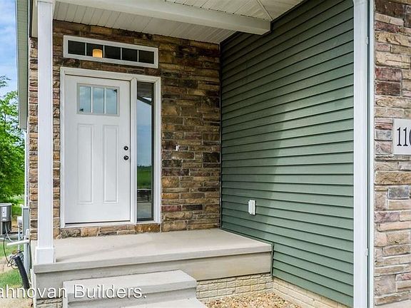 3rd image of 1102 Mary Ln