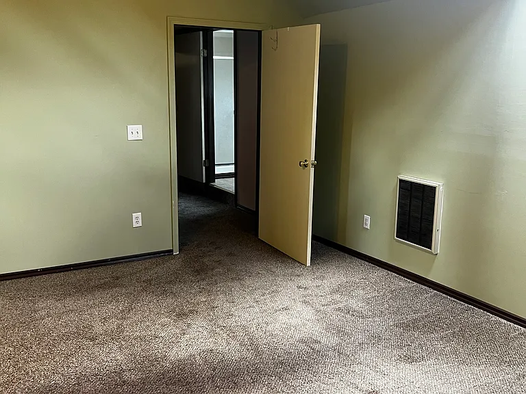 2625 S Inland Empire Way — Photo 38