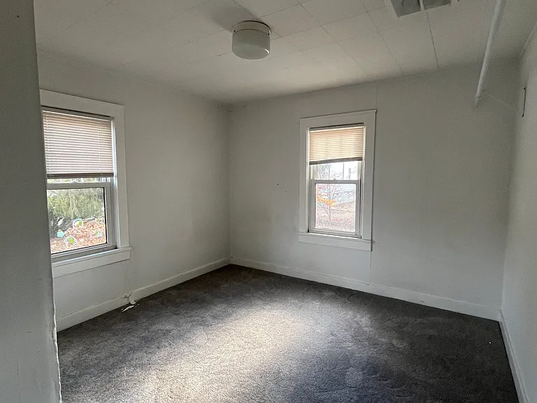 510 Princeton Ave #A — Photo 4