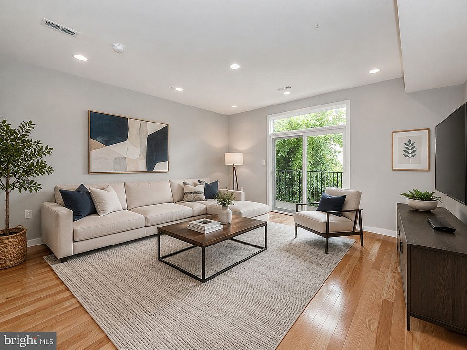 1st image of 1735 Brandywine St #2
