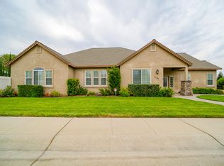 2145 Cadjew St, Redding, CA 96003