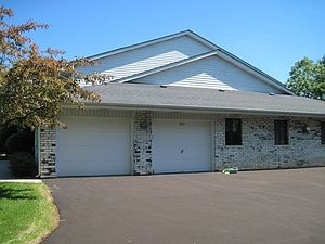 2nd image of 3123 14th Ln Unit 5E