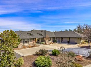945 Westmont Dr, Jacksonville, OR