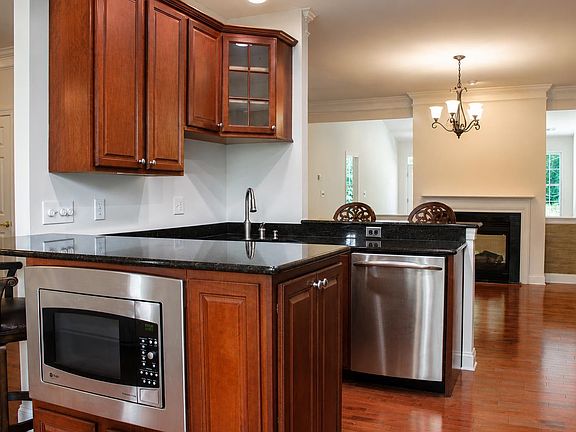 5th image of 308 Osprey Dr #308