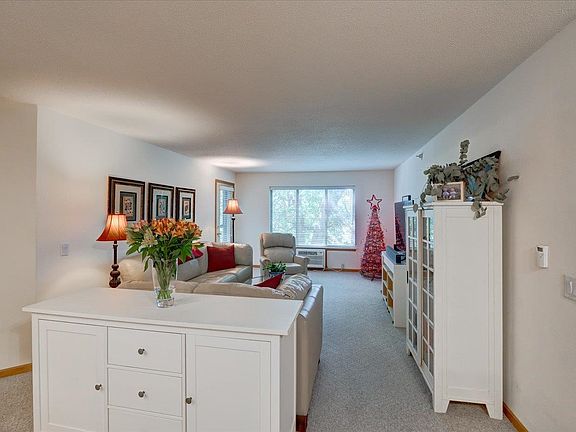 5th image of 7201 Mid Town Rd APT 203