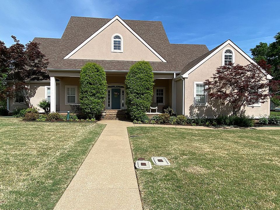 1st image of 104 Water Oak Dr