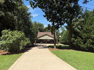 153 Lakeshore Dr, Eatonton, GA