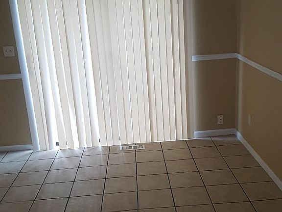5th image of 2795 Northwood Ct SW