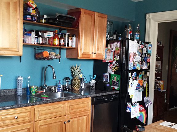 3rd image of 291 Porter Ave #7