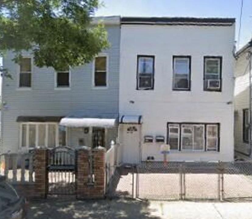 1st image of 9440 116th St #1