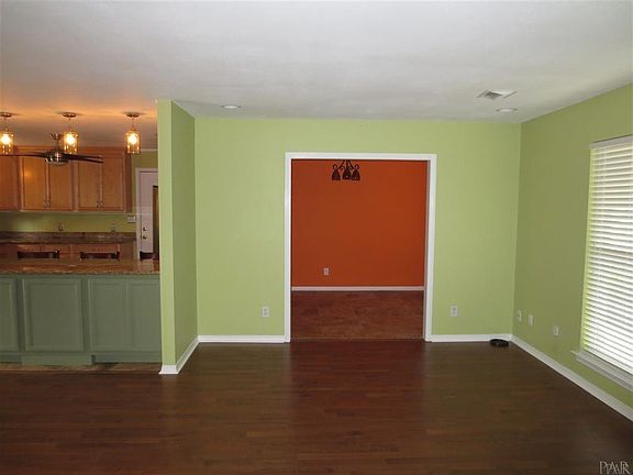 5th image of 4214 Lynn Ora Dr