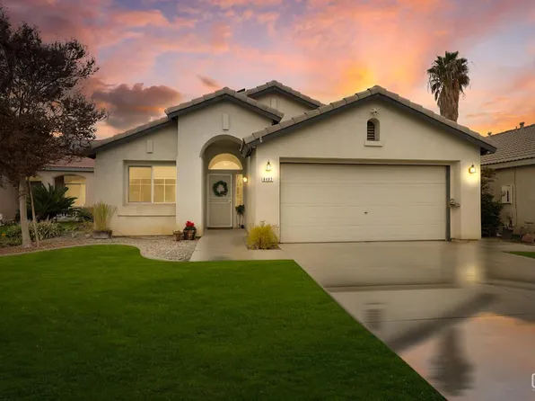 8402 Black Knot Ct, Bakersfield, CA 93311
